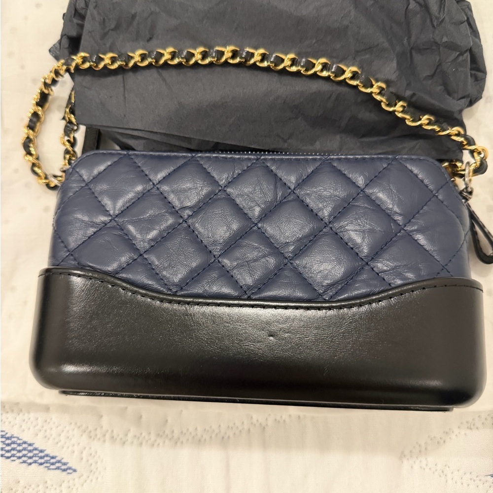 Chanel Gabrielle Clutch with Chain Navy/Black - Picture 2 of 10